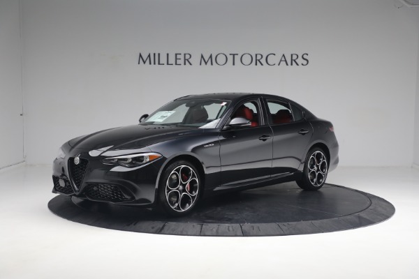 New 2024 Alfa Romeo Giulia Veloce for sale $55,350 at Rolls-Royce Motor Cars Greenwich in Greenwich CT 06830 2