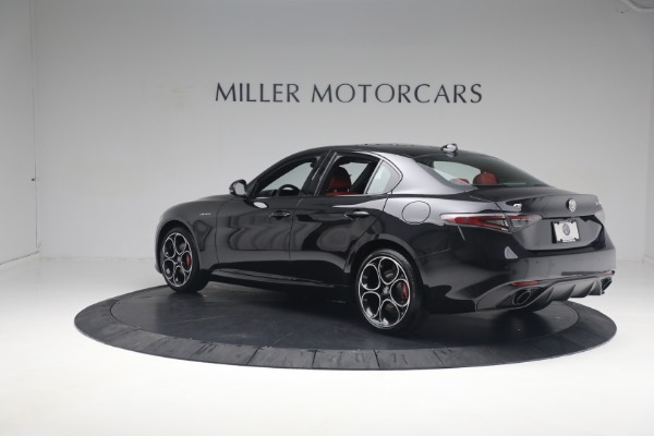 New 2024 Alfa Romeo Giulia Veloce for sale $55,350 at Rolls-Royce Motor Cars Greenwich in Greenwich CT 06830 7