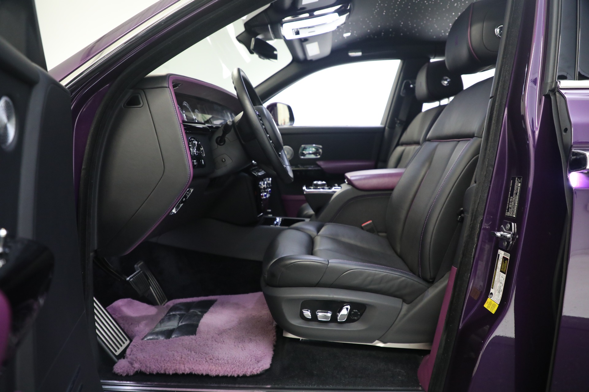 Used 2020 Rolls-Royce Phantom for sale Sold at Rolls-Royce Motor Cars Greenwich in Greenwich CT 06830 13