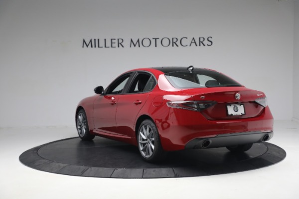New 2024 Alfa Romeo Giulia Sprint for sale Sold at Rolls-Royce Motor Cars Greenwich in Greenwich CT 06830 9