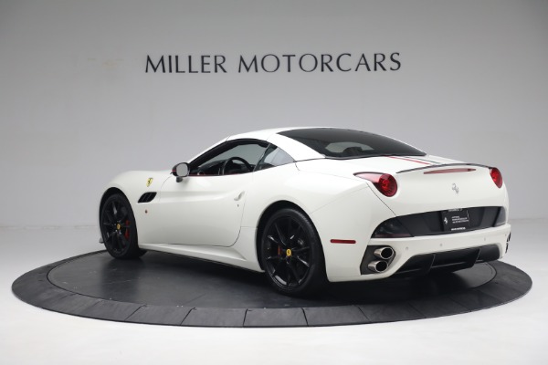 Used 2014 Ferrari California for sale $134,900 at Rolls-Royce Motor Cars Greenwich in Greenwich CT 06830 15