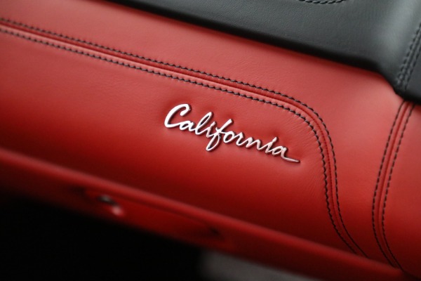 Used 2014 Ferrari California for sale $134,900 at Rolls-Royce Motor Cars Greenwich in Greenwich CT 06830 28