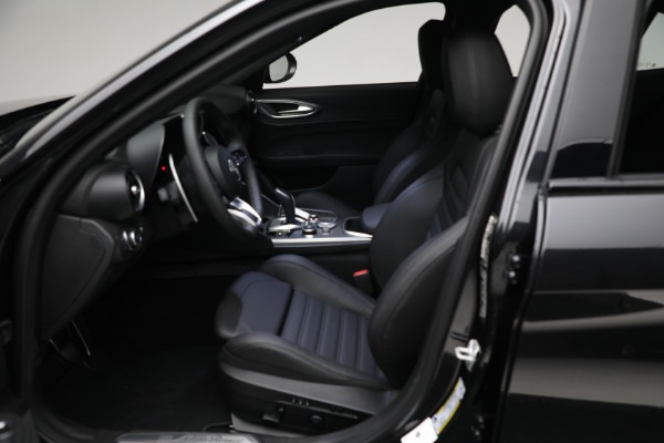 New 2024 Alfa Romeo Giulia Veloce for sale Sold at Rolls-Royce Motor Cars Greenwich in Greenwich CT 06830 21