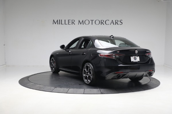 New 2024 Alfa Romeo Giulia Veloce for sale Sold at Rolls-Royce Motor Cars Greenwich in Greenwich CT 06830 7