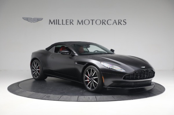 Used 2020 Aston Martin DB11 Volante for sale $147,900 at Rolls-Royce Motor Cars Greenwich in Greenwich CT 06830 18