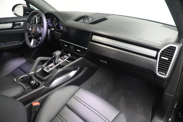 Used 2023 Porsche Cayenne Turbo Coupe for sale $149,900 at Rolls-Royce Motor Cars Greenwich in Greenwich CT 06830 17