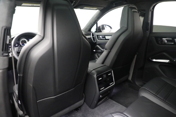 Used 2023 Porsche Cayenne Turbo Coupe for sale $149,900 at Rolls-Royce Motor Cars Greenwich in Greenwich CT 06830 22