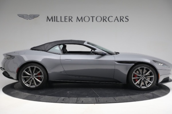 Used 2019 Aston Martin DB11 Volante for sale $124,900 at Rolls-Royce Motor Cars Greenwich in Greenwich CT 06830 17