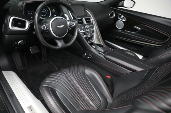 Used 2019 Aston Martin DB11 Volante for sale $124,900 at Rolls-Royce Motor Cars Greenwich in Greenwich CT 06830 19