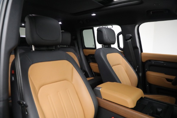 Used 2023 Land Rover Defender 130 X for sale $99,900 at Rolls-Royce Motor Cars Greenwich in Greenwich CT 06830 24