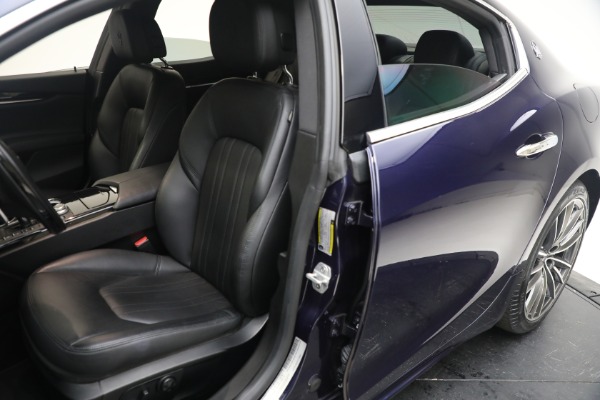 Used 2020 Maserati Ghibli SQ4 for sale Sold at Rolls-Royce Motor Cars Greenwich in Greenwich CT 06830 22