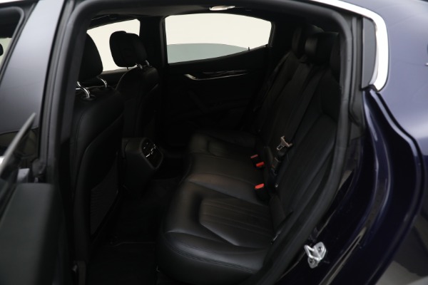 Used 2020 Maserati Ghibli SQ4 for sale Sold at Rolls-Royce Motor Cars Greenwich in Greenwich CT 06830 24