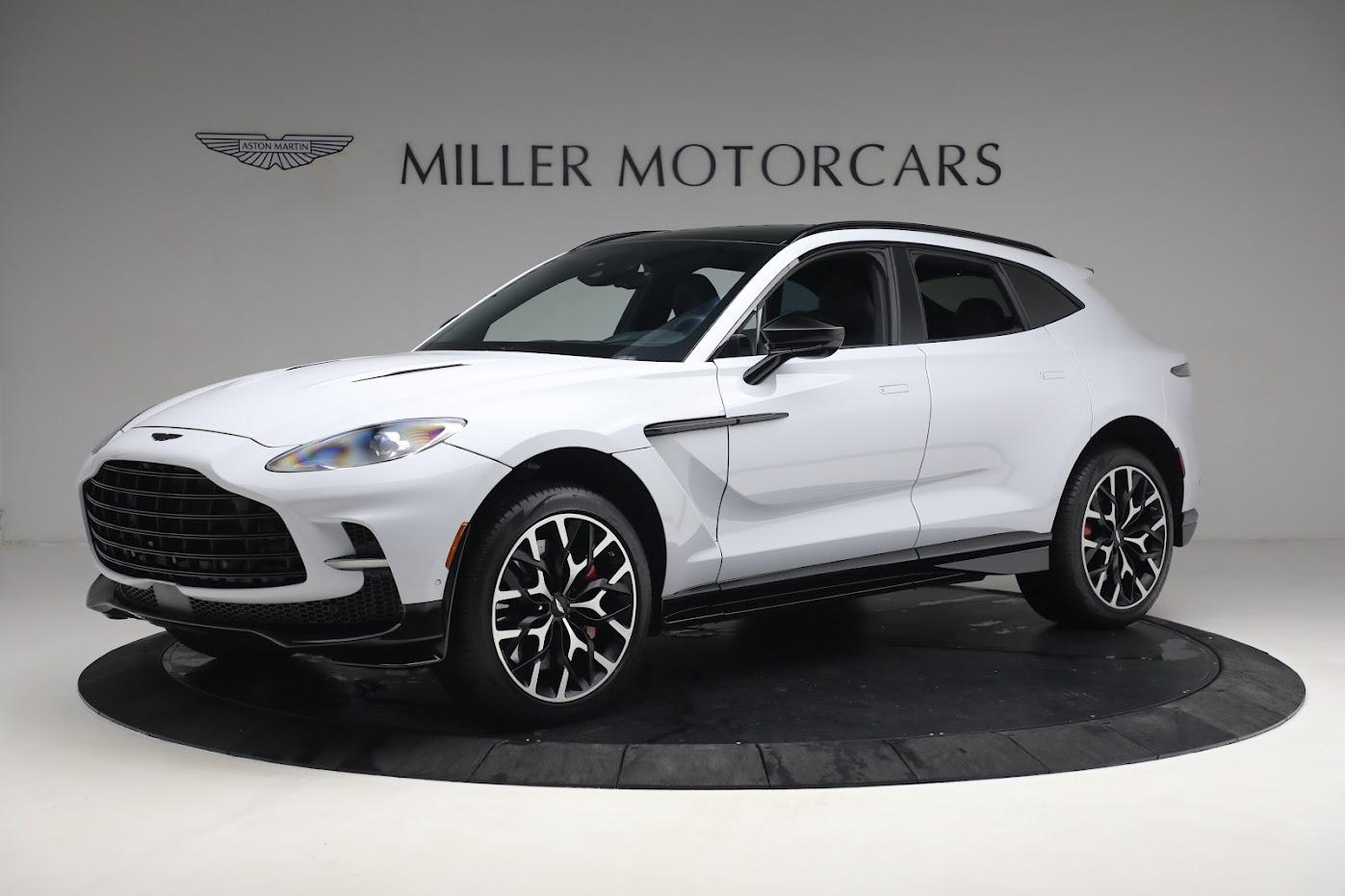 Used 2023 Aston Martin DBX 707 for sale $159,900 at Rolls-Royce Motor Cars Greenwich in Greenwich CT 06830 1