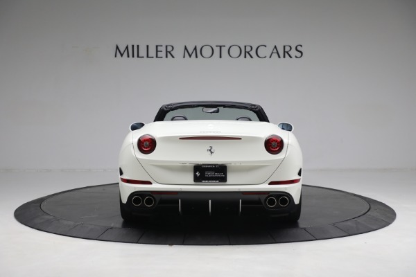 Used 2017 Ferrari California T for sale $151,900 at Rolls-Royce Motor Cars Greenwich in Greenwich CT 06830 6