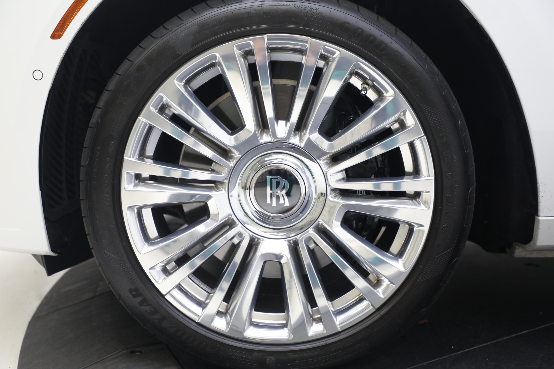 Used 2022 Rolls-Royce Ghost for sale Sold at Rolls-Royce Motor Cars Greenwich in Greenwich CT 06830 15