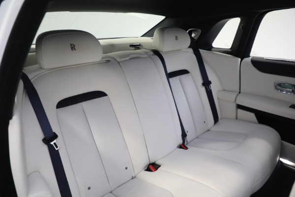 Used 2022 Rolls-Royce Ghost for sale $295,900 at Rolls-Royce Motor Cars Greenwich in Greenwich CT 06830 23