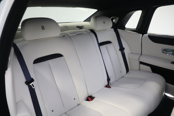 Used 2022 Rolls-Royce Ghost for sale $299,900 at Rolls-Royce Motor Cars Greenwich in Greenwich CT 06830 23