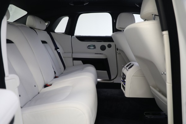 Used 2022 Rolls-Royce Ghost for sale $295,900 at Rolls-Royce Motor Cars Greenwich in Greenwich CT 06830 25