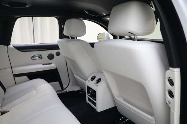 Used 2022 Rolls-Royce Ghost for sale $295,900 at Rolls-Royce Motor Cars Greenwich in Greenwich CT 06830 26