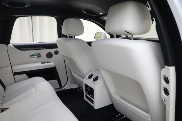Used 2022 Rolls-Royce Ghost for sale $299,900 at Rolls-Royce Motor Cars Greenwich in Greenwich CT 06830 26