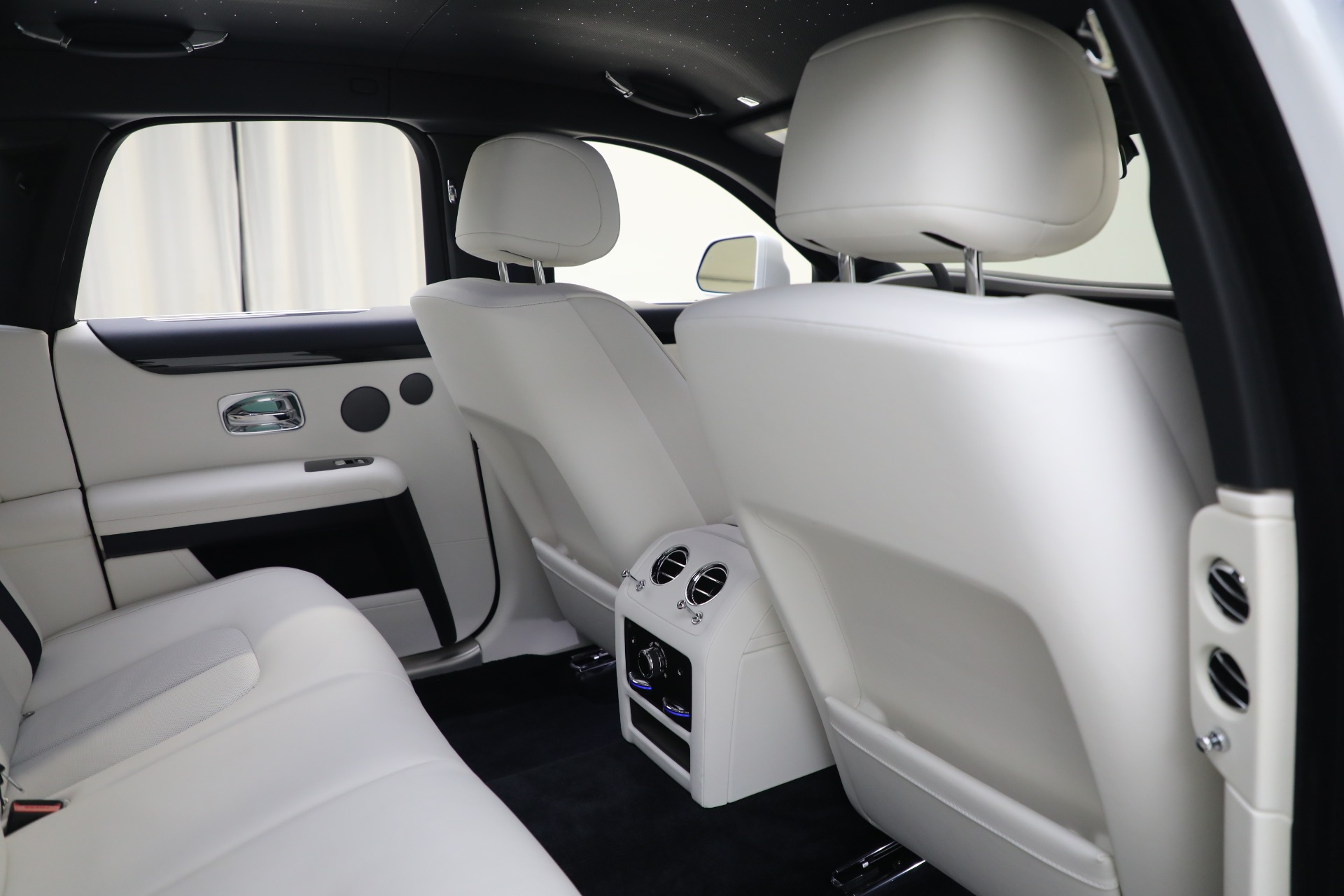 Used 2022 Rolls-Royce Ghost for sale Sold at Rolls-Royce Motor Cars Greenwich in Greenwich CT 06830 26
