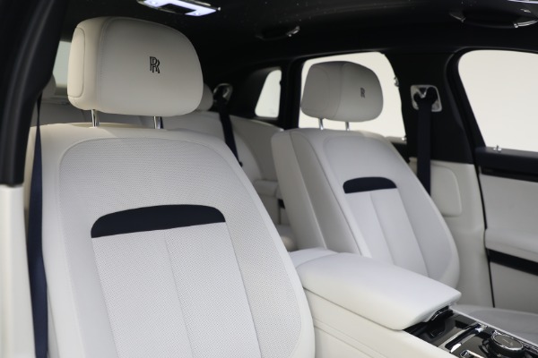 Used 2022 Rolls-Royce Ghost for sale $295,900 at Rolls-Royce Motor Cars Greenwich in Greenwich CT 06830 27
