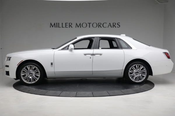 Used 2022 Rolls-Royce Ghost for sale $299,900 at Rolls-Royce Motor Cars Greenwich in Greenwich CT 06830 3