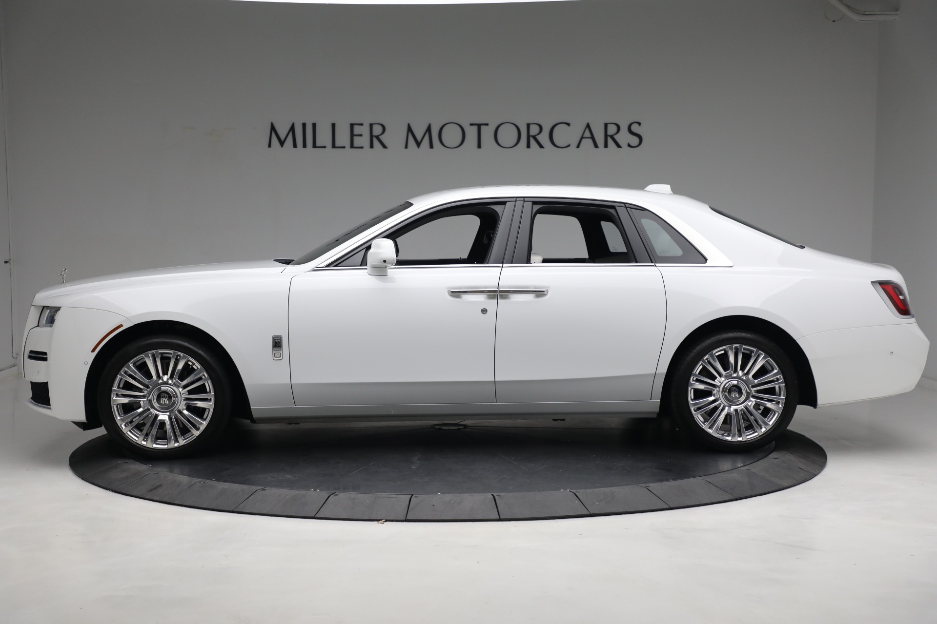 Used 2022 Rolls-Royce Ghost for sale Sold at Rolls-Royce Motor Cars Greenwich in Greenwich CT 06830 3