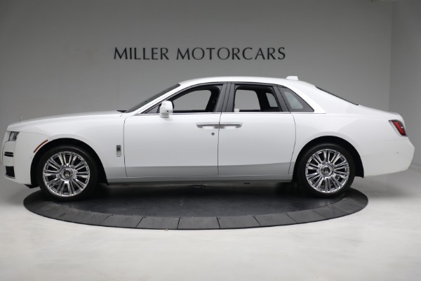 Used 2022 Rolls-Royce Ghost for sale $295,900 at Rolls-Royce Motor Cars Greenwich in Greenwich CT 06830 7