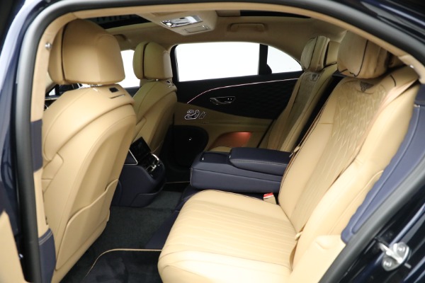 New 2024 Bentley Flying Spur Hybrid Azure for sale $289,115 at Rolls-Royce Motor Cars Greenwich in Greenwich CT 06830 20