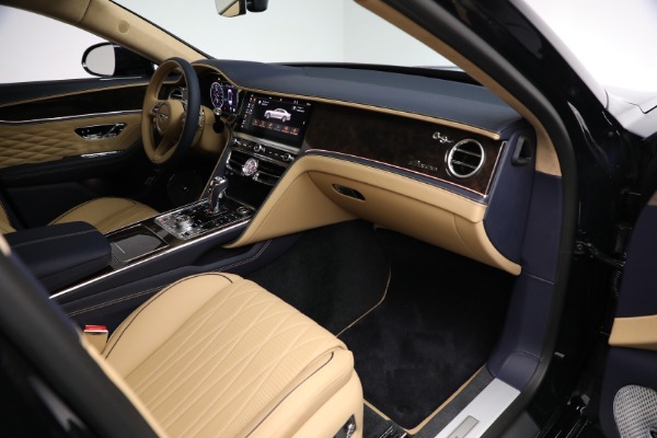 New 2024 Bentley Flying Spur Hybrid Azure for sale $289,115 at Rolls-Royce Motor Cars Greenwich in Greenwich CT 06830 22