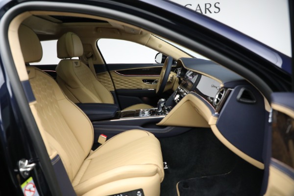 New 2024 Bentley Flying Spur Hybrid Azure for sale $289,115 at Rolls-Royce Motor Cars Greenwich in Greenwich CT 06830 23