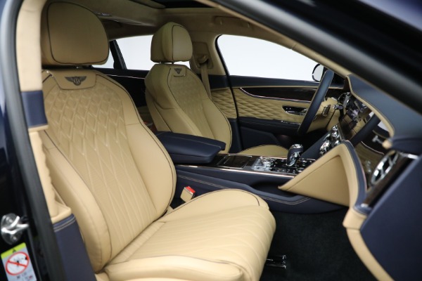 New 2024 Bentley Flying Spur Hybrid Azure for sale $289,115 at Rolls-Royce Motor Cars Greenwich in Greenwich CT 06830 24