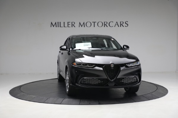 New 2024 Alfa Romeo Tonale Veloce for sale Sold at Rolls-Royce Motor Cars Greenwich in Greenwich CT 06830 19
