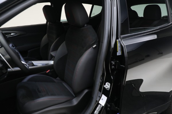 New 2024 Alfa Romeo Tonale Veloce for sale Sold at Rolls-Royce Motor Cars Greenwich in Greenwich CT 06830 24