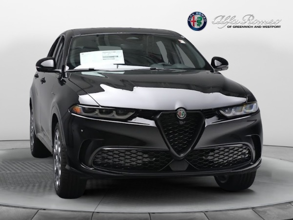 New 2024 Alfa Romeo Tonale Veloce for sale $57,640 at Rolls-Royce Motor Cars Greenwich in Greenwich CT 06830 18
