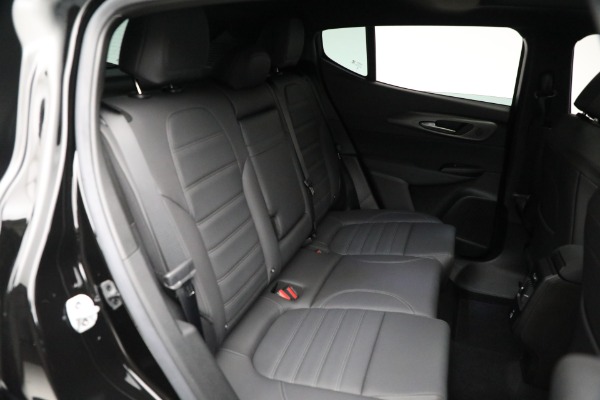 New 2024 Alfa Romeo Tonale Veloce for sale Sold at Rolls-Royce Motor Cars Greenwich in Greenwich CT 06830 28