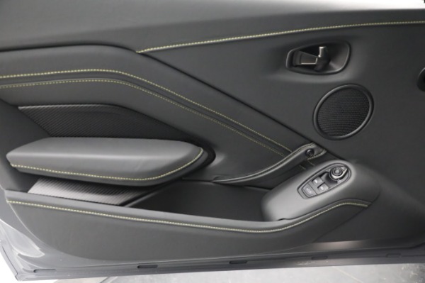 New 2023 Aston Martin Vantage V8 for sale $184,986 at Rolls-Royce Motor Cars Greenwich in Greenwich CT 06830 17
