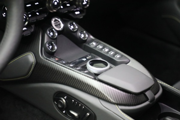 New 2023 Aston Martin Vantage V8 for sale $184,986 at Rolls-Royce Motor Cars Greenwich in Greenwich CT 06830 18