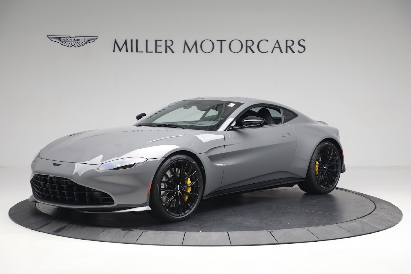 New 2023 Aston Martin Vantage V8 for sale $184,986 at Rolls-Royce Motor Cars Greenwich in Greenwich CT 06830 1