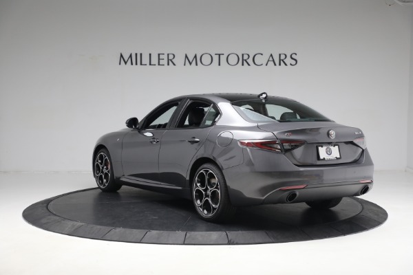 New 2024 Alfa Romeo Giulia Ti for sale $51,870 at Rolls-Royce Motor Cars Greenwich in Greenwich CT 06830 9