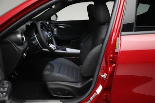 New 2024 Alfa Romeo Tonale Veloce for sale Sold at Rolls-Royce Motor Cars Greenwich in Greenwich CT 06830 20