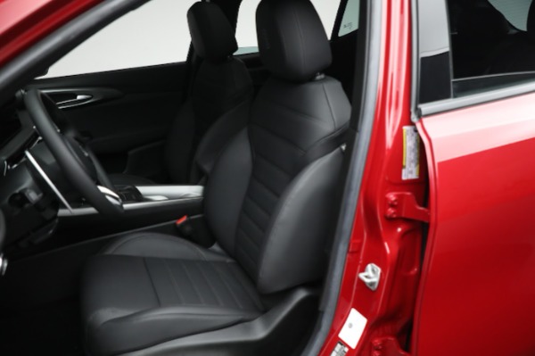 New 2024 Alfa Romeo Tonale Veloce for sale Sold at Rolls-Royce Motor Cars Greenwich in Greenwich CT 06830 22