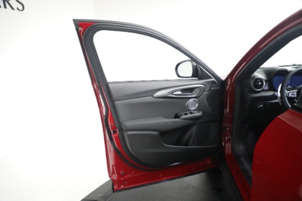 New 2024 Alfa Romeo Tonale Veloce for sale Sold at Rolls-Royce Motor Cars Greenwich in Greenwich CT 06830 28