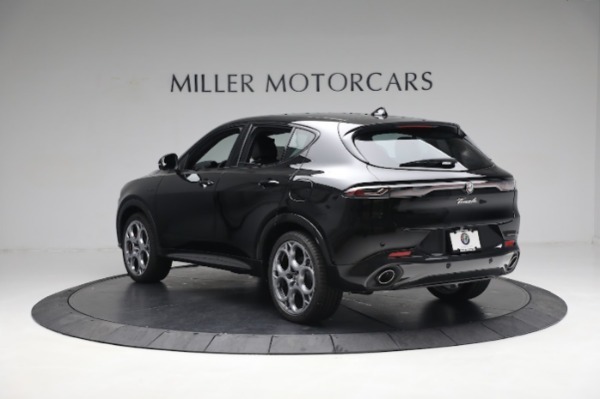 New 2024 Alfa Romeo Tonale Veloce for sale $57,640 at Rolls-Royce Motor Cars Greenwich in Greenwich CT 06830 7