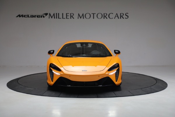 New 2023 McLaren Artura Vision for sale Call for price at Rolls-Royce Motor Cars Greenwich in Greenwich CT 06830 12