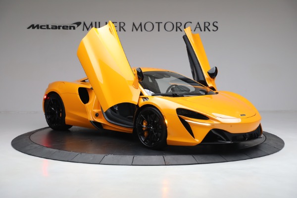 New 2023 McLaren Artura Vision for sale Call for price at Rolls-Royce Motor Cars Greenwich in Greenwich CT 06830 16