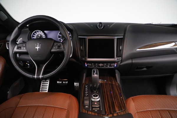 Used 2022 Maserati Levante Modena for sale Call for price at Rolls-Royce Motor Cars Greenwich in Greenwich CT 06830 25