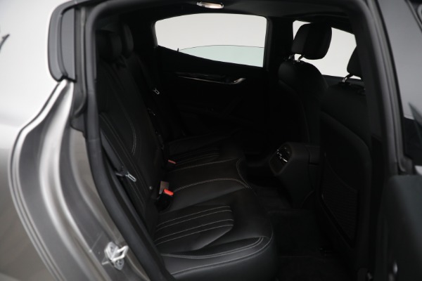 Used 2022 Maserati Ghibli Modena Q4 for sale $59,900 at Rolls-Royce Motor Cars Greenwich in Greenwich CT 06830 25