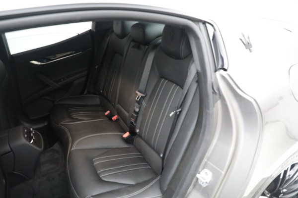Used 2022 Maserati Ghibli Modena Q4 for sale $59,900 at Rolls-Royce Motor Cars Greenwich in Greenwich CT 06830 26
